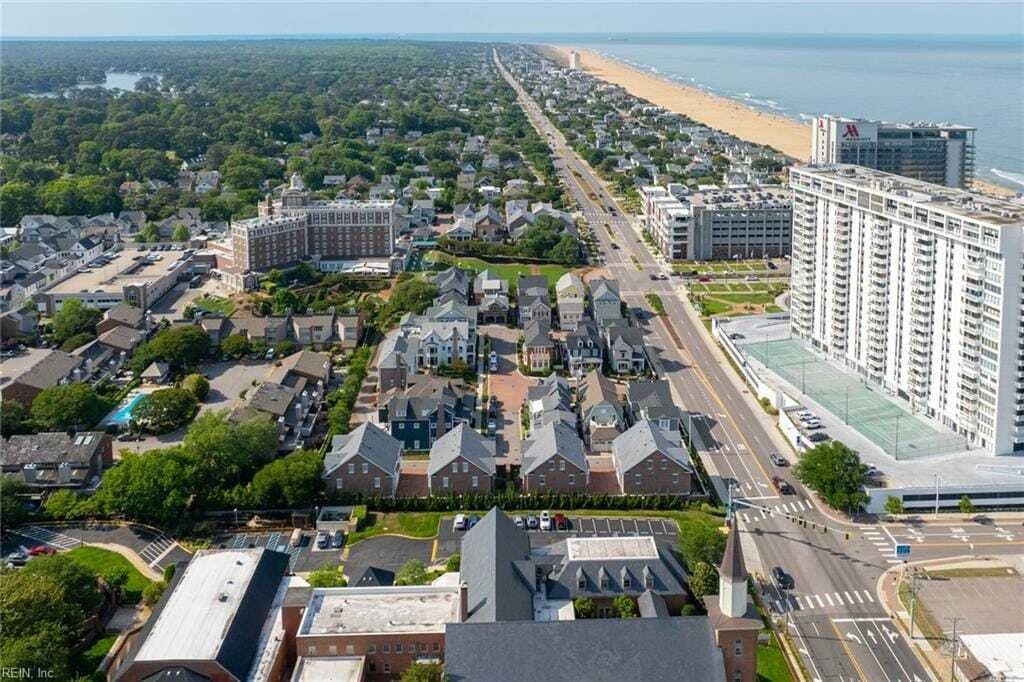 Condo in Virginia Beach, Virginia, United States 2 - 18029323