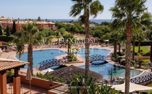 Apartment in Lagoa e Carvoeiro, Algarve, Portugal 1
