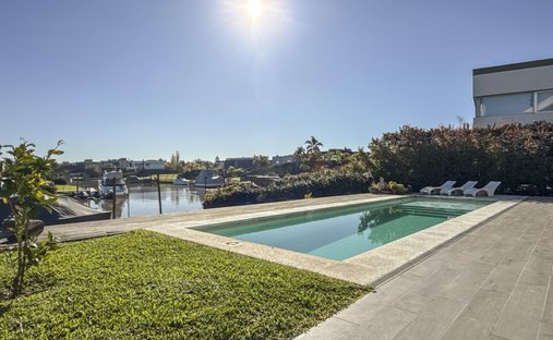 Casa en Tigre, Provincia de Buenos Aires, Argentina 1
