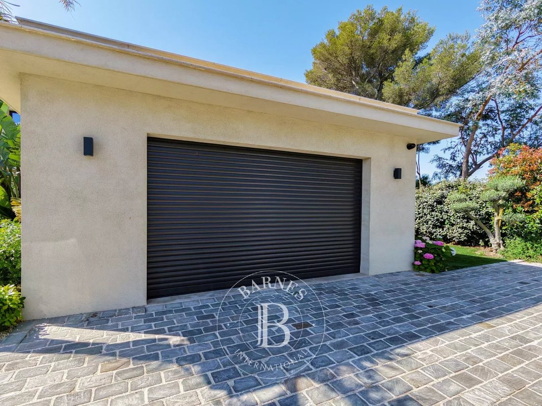 Villa in Ville-Les Saquedes-Le Bouillonnet, Sainte-Maxime, France 5 - 18028532