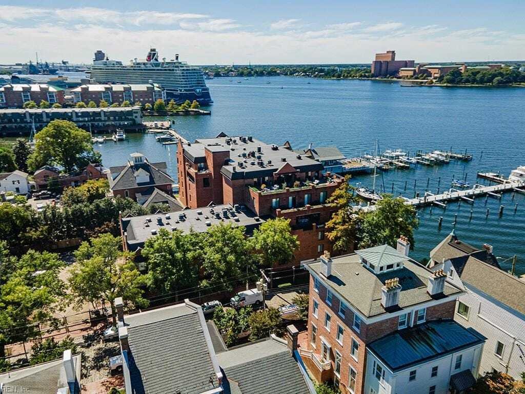 Condo in Norfolk, Virginia, United States 3 - 18030746