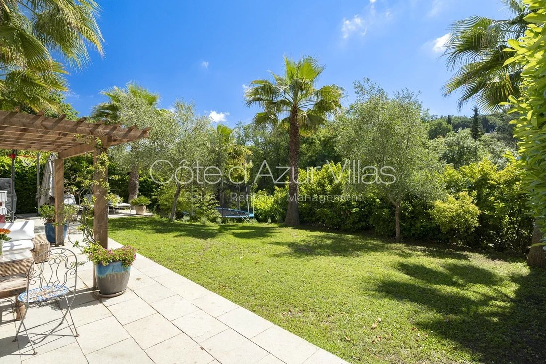 Villa in Valbonne, Provence-Alpes-Côte d'Azur, France 2 - 18026374