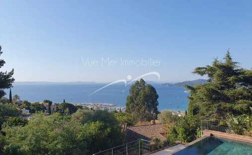Villa in Le Lavandou, Provence-Alpes-Côte d'Azur, France 1