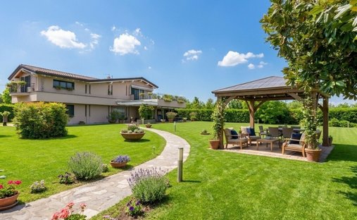 Villa à Pietrasanta, Toscane, Italie 1