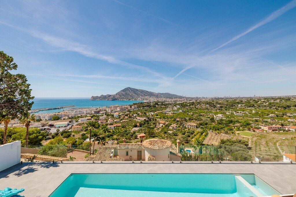Villa in Altea, Valencian Community, Spain 2 - 18031265