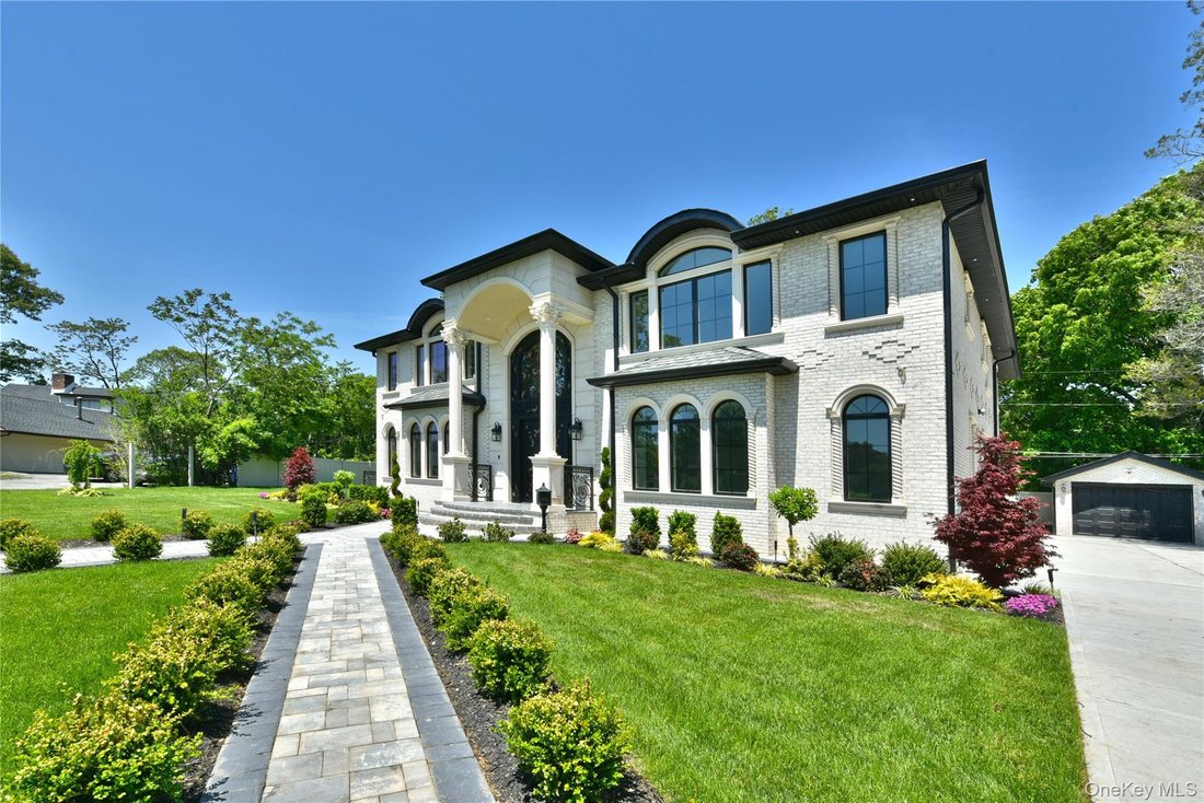 House in Albertson, New York, United States 4 - 18019509