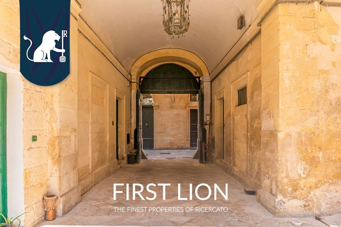 Apartment in Historic Center, Lecce, Apulia 5 - 18032461