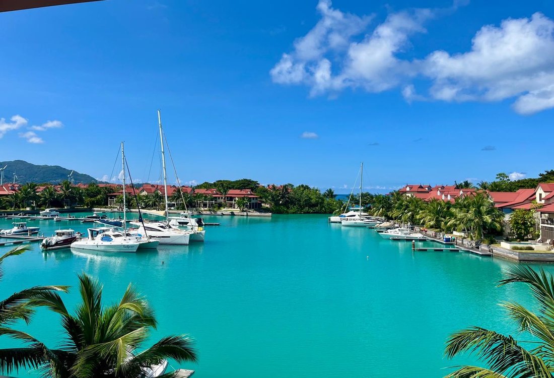 Apartment in Providence, Cascade, Seychelles 1 - 18027647