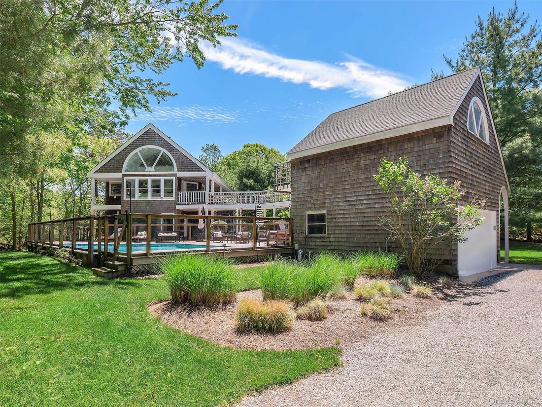 House in Quogue, New York, United States 1 - 18029832