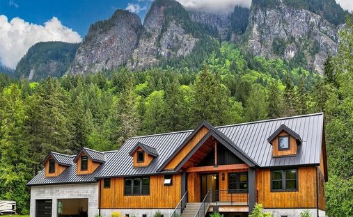 House in North Bend, Washington, United States 1