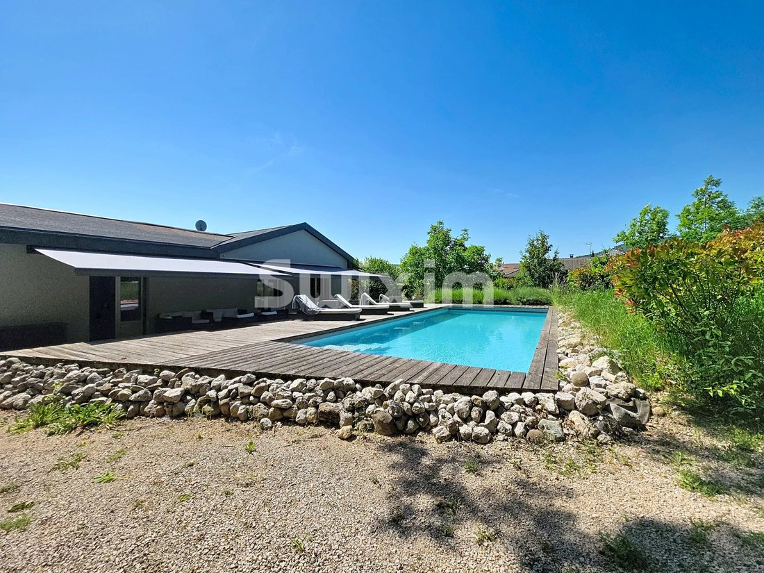 House in Divonne-les-Bains, Auvergne-Rhône-Alpes, France 5 - 18027335