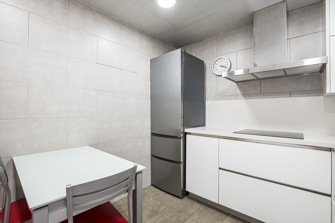 Villa à Castelldefels, Catalogne, Espagne 4 - 18025966