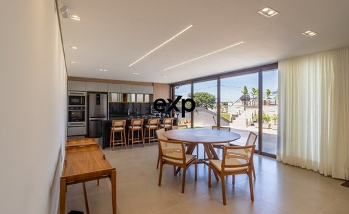 Casa en Paranapanema, Paranapanema, Brasil 1