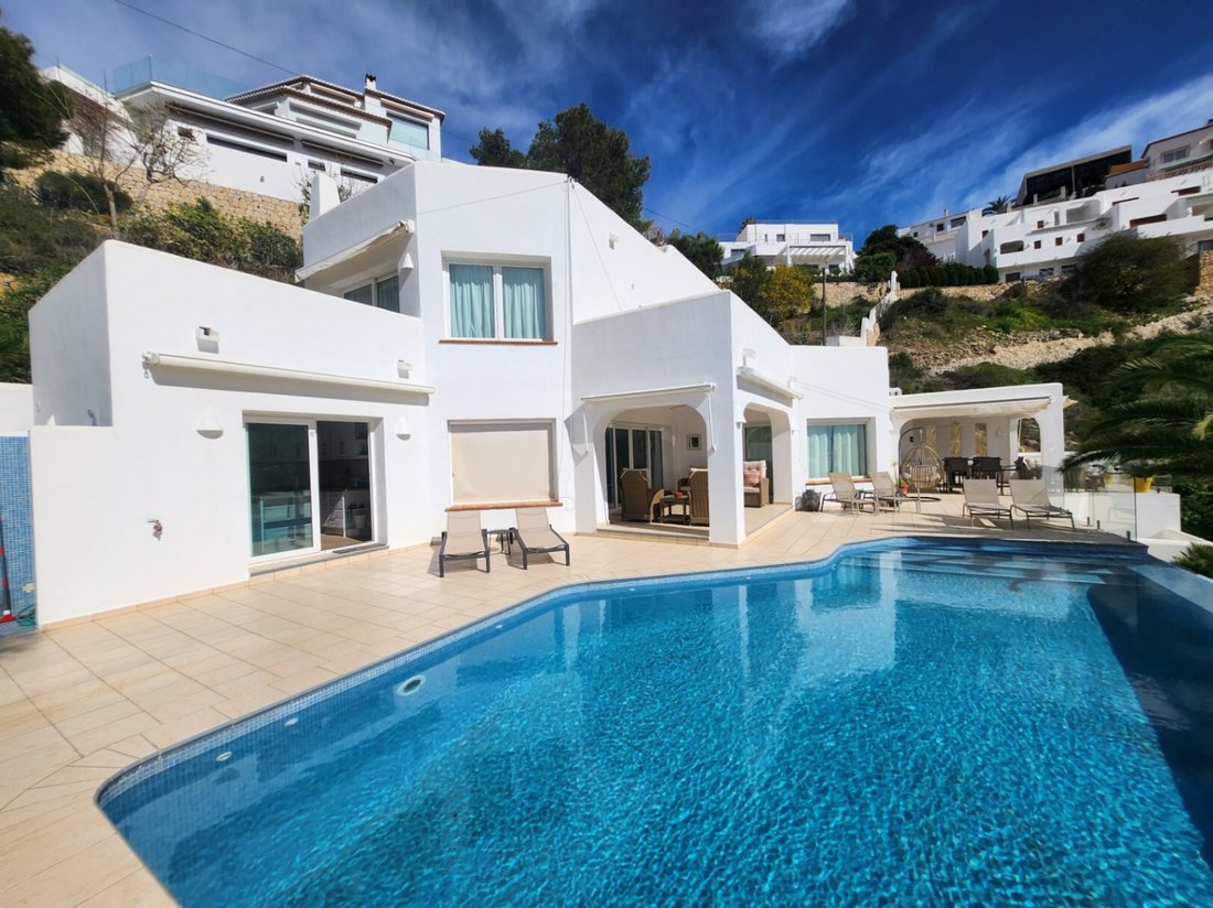 Villa in Moraira, Teulada, Valencian Community 1 - 18027745