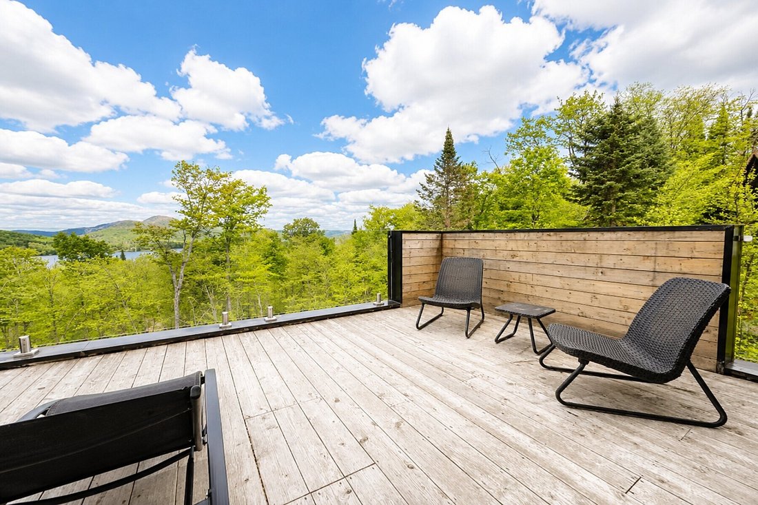 House in Lac-Supérieur, Quebec, Canada 4 - 17100621