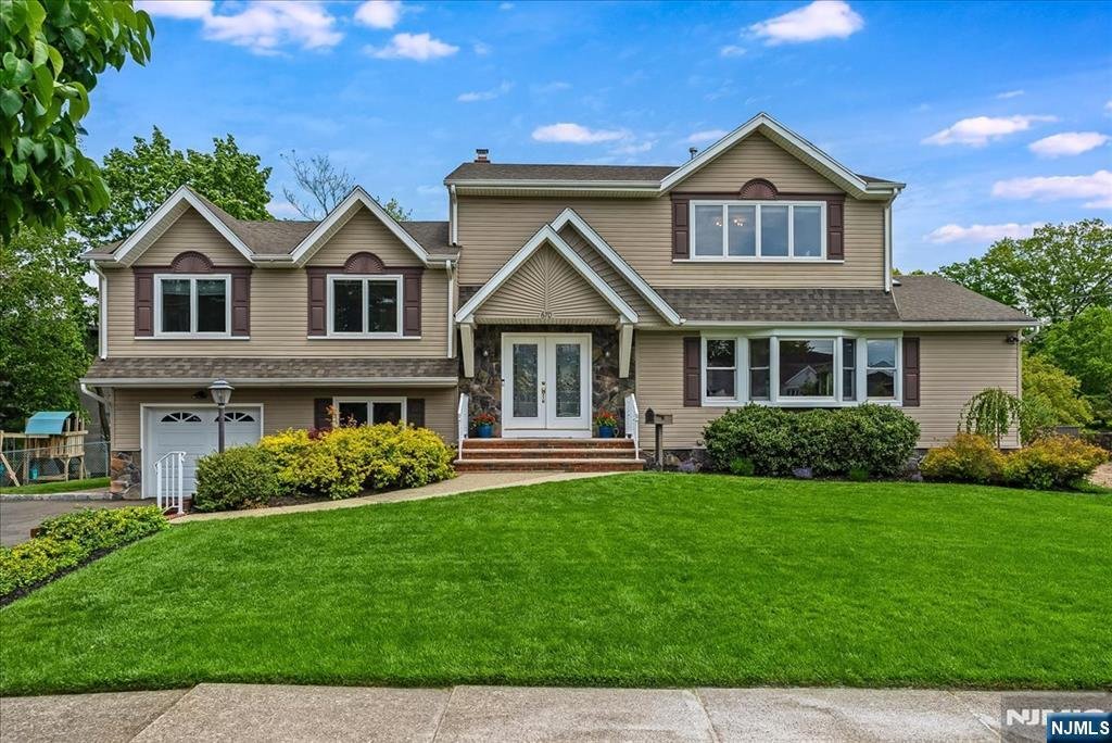 House in Paramus, New Jersey, United States 1 - 18031786