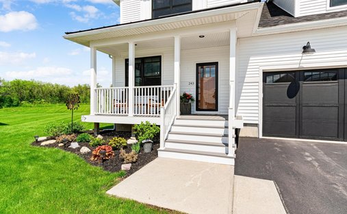 House in South Burlington, Vermont, United States 1