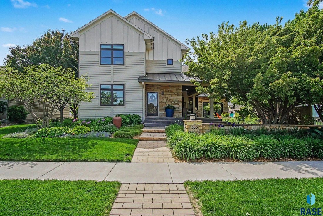 House in Brandon, South Dakota, United States 2 - 18032037