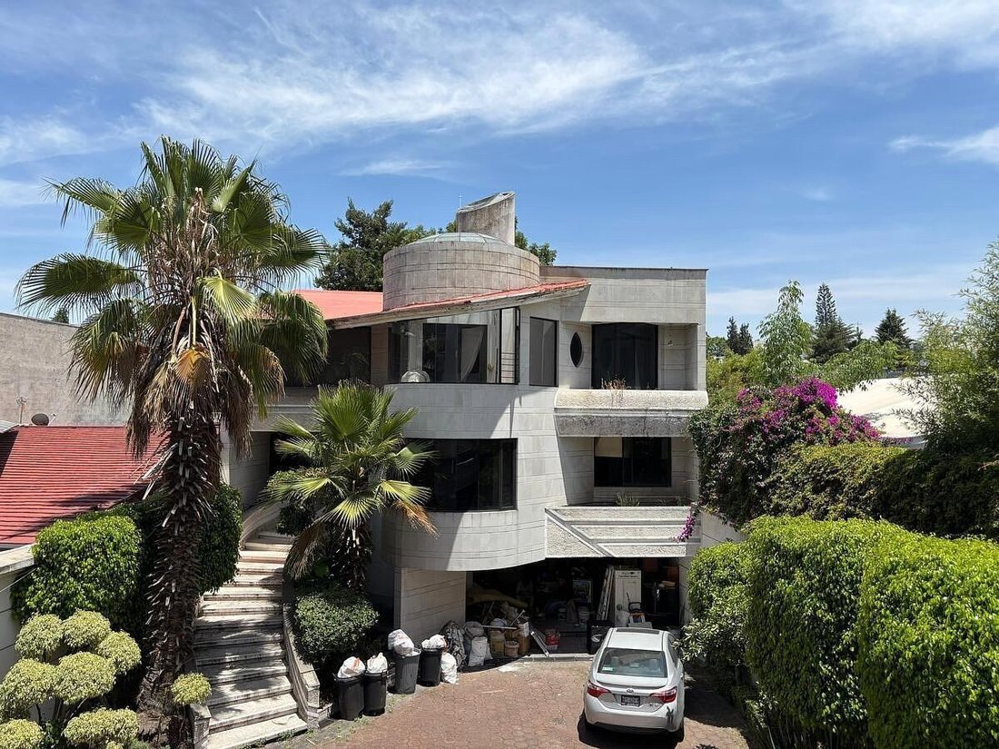 House in Naucalpan de Juárez, State of Mexico, Mexico 1 - 18030920