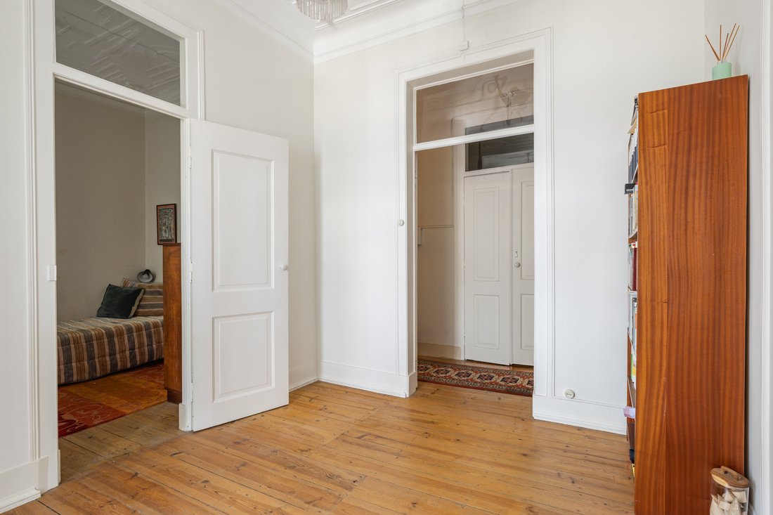 Apartment in Arroios, Lisbon, Portugal 3 - 18030526