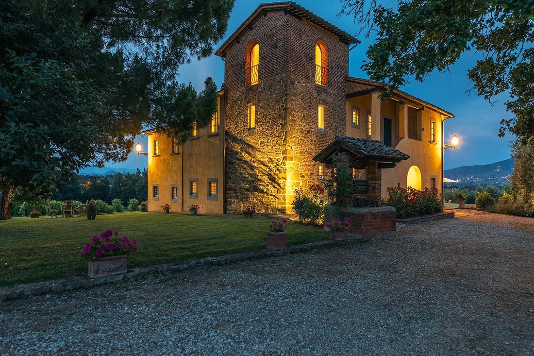 Villa in Monte San Savino, Tuscany, Italy 1 - 18025480
