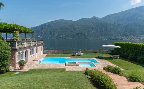 Villa in Oliveto Lario, Lombardy, Italy 1