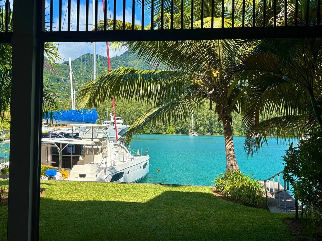 Apartment in Providence, Cascade, Seychelles 1 - 18027448