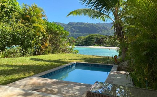 Townhouse in Providence, Cascade, Seychelles 1