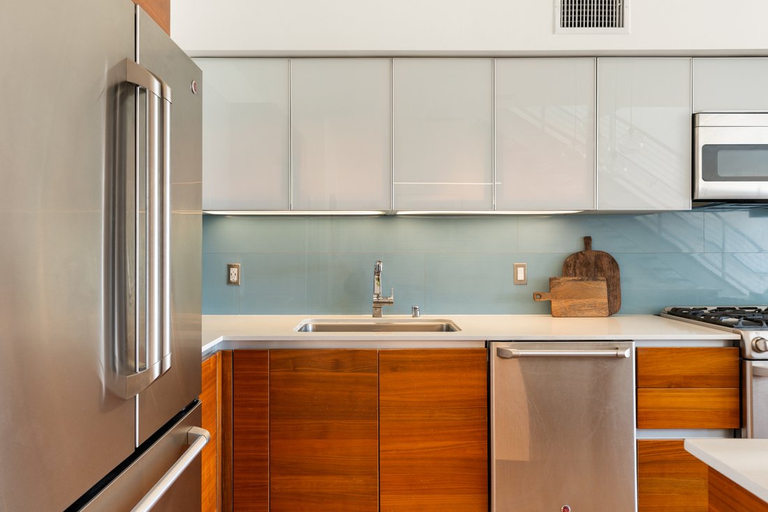 Condo in Los Angeles, California, United States 5 - 18029153
