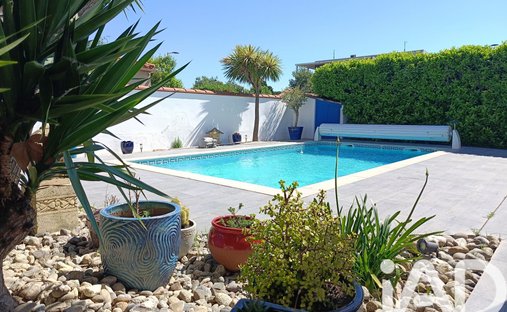 House in Theza, Occitania, France 1