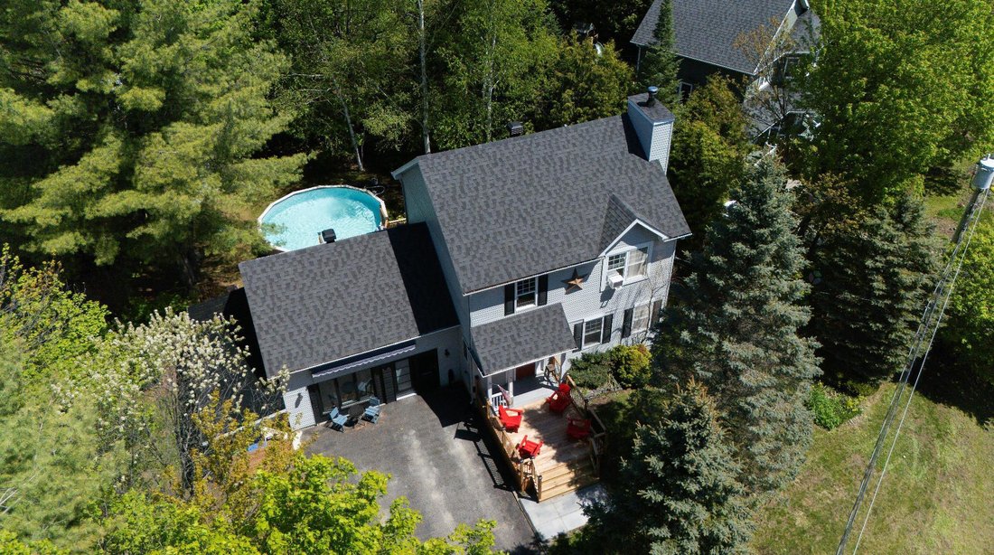 House in Prévost, Quebec, Canada 1 - 18030999
