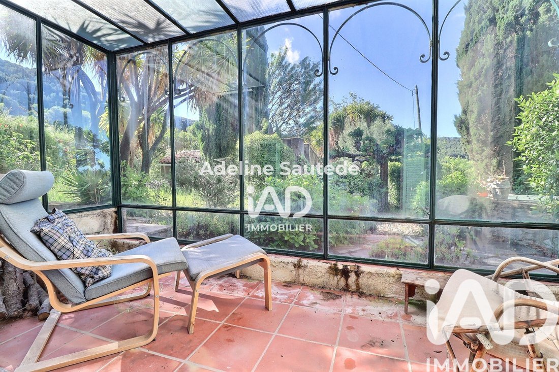 House in Saint-Cyr-sur-Mer, Provence-Alpes-Côte d'Azur, France 2 - 17884776