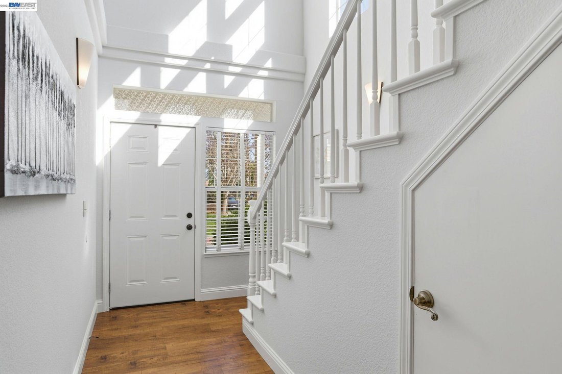 Condo in San Jose, California, United States 3 - 18028586