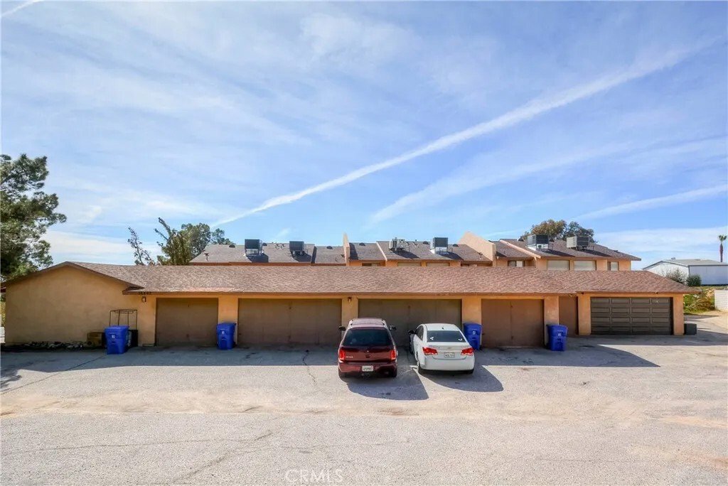Apple Valley, California, United States 5 - 17401048