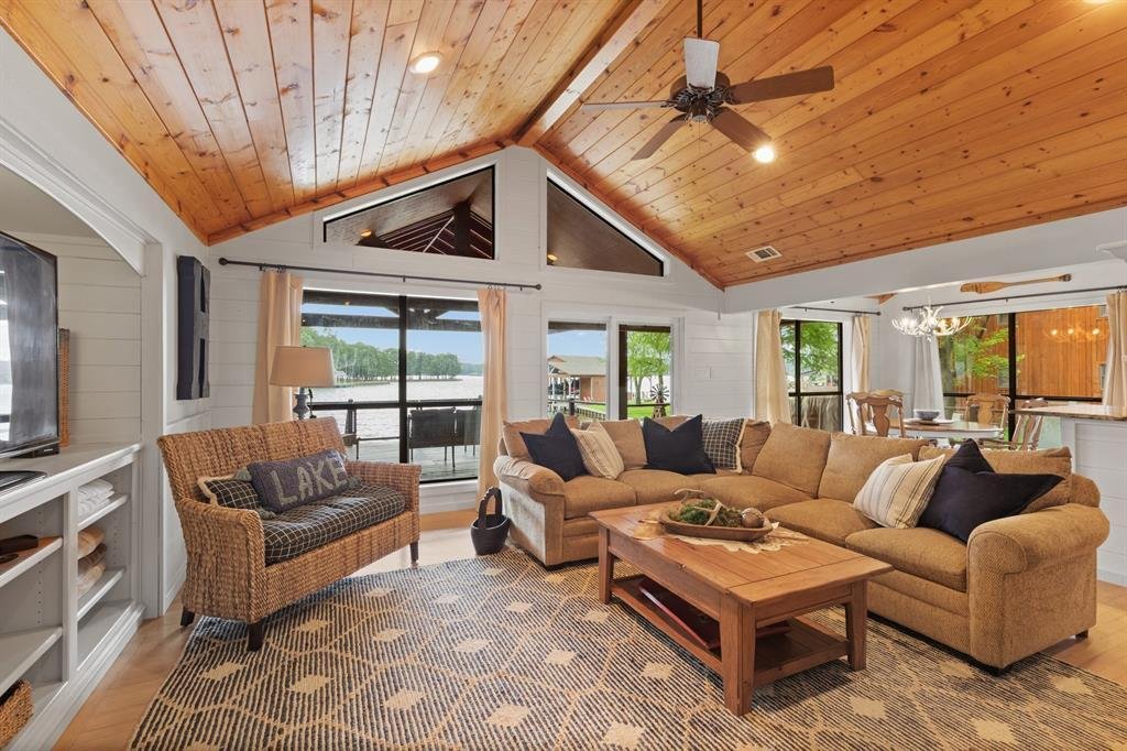 House in Scroggins, Texas, United States 5 - 18030572