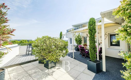 Apartment in La Bastide, Bordeaux, France 1