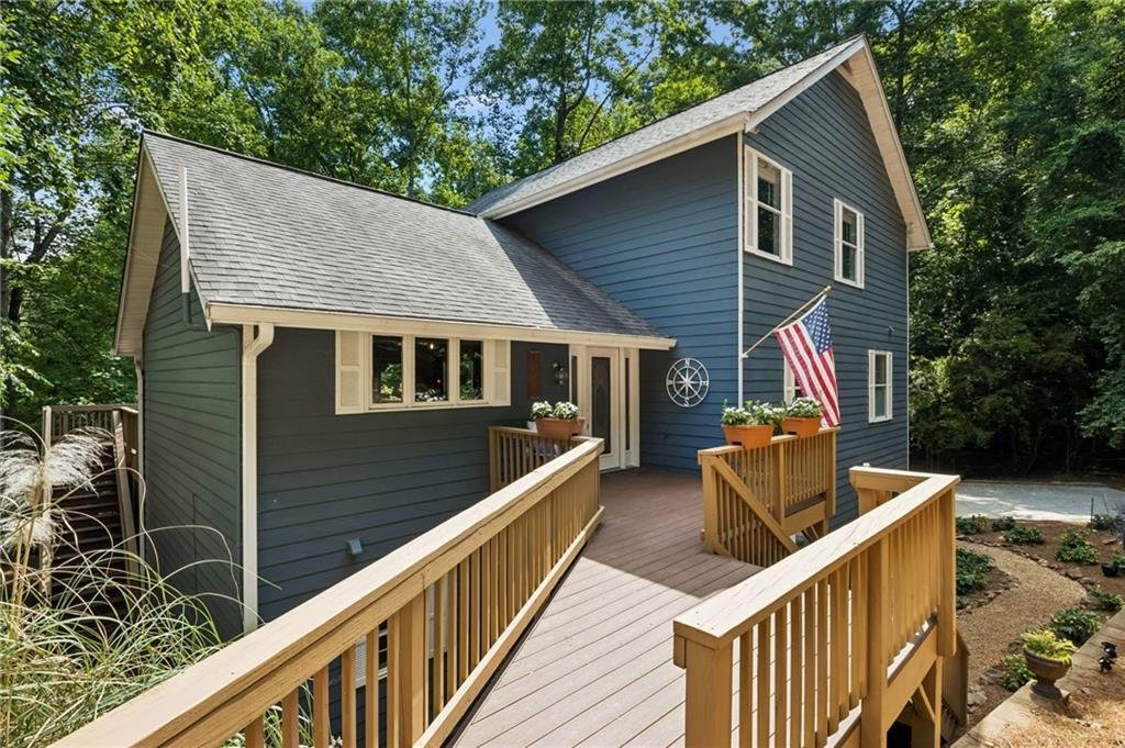 House in Gainesville, Georgia, United States 1 - 18030204