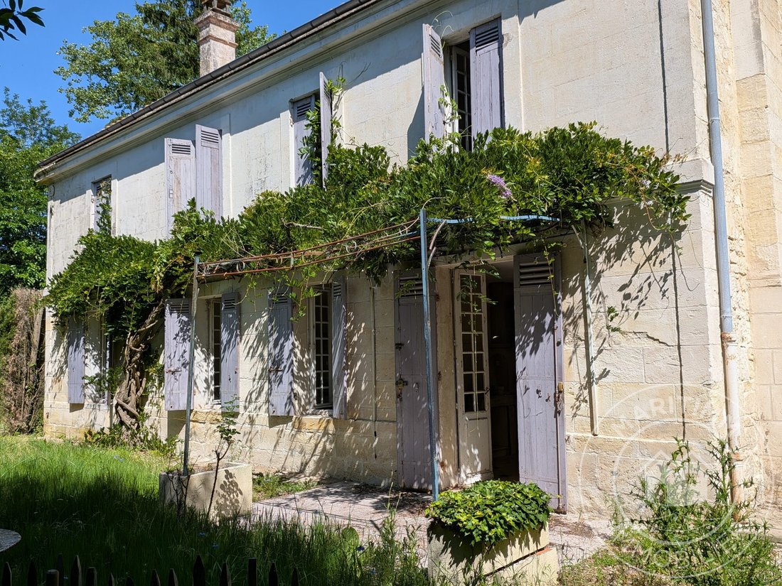 House in Tresses, Nouvelle-Aquitaine, France 1 - 16490835