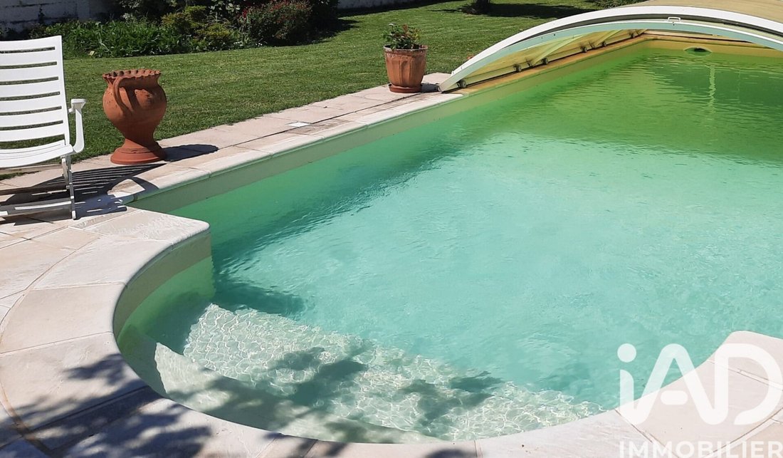 House in Saint-Sebastien-sur-Loire, Pays de la Loire, France 3 - 17483678