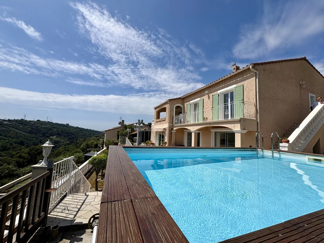 Villa in Colomars, Provence-Alpes-Côte d'Azur, France 2 - 18027660