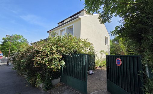 House in Boissy-Saint-Leger, Ile-de-France, France 1