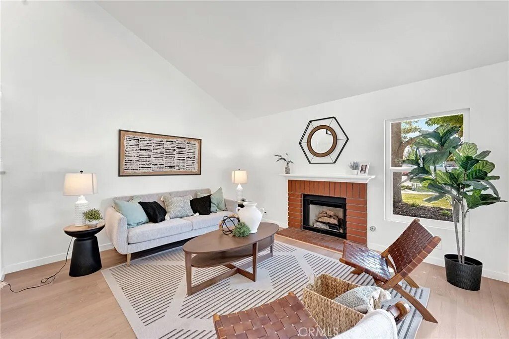 House in Irvine, California, United States 5 - 18030100
