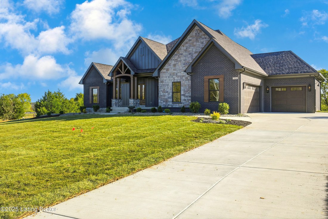 House in Crestwood, Kentucky, United States 3 - 18028228