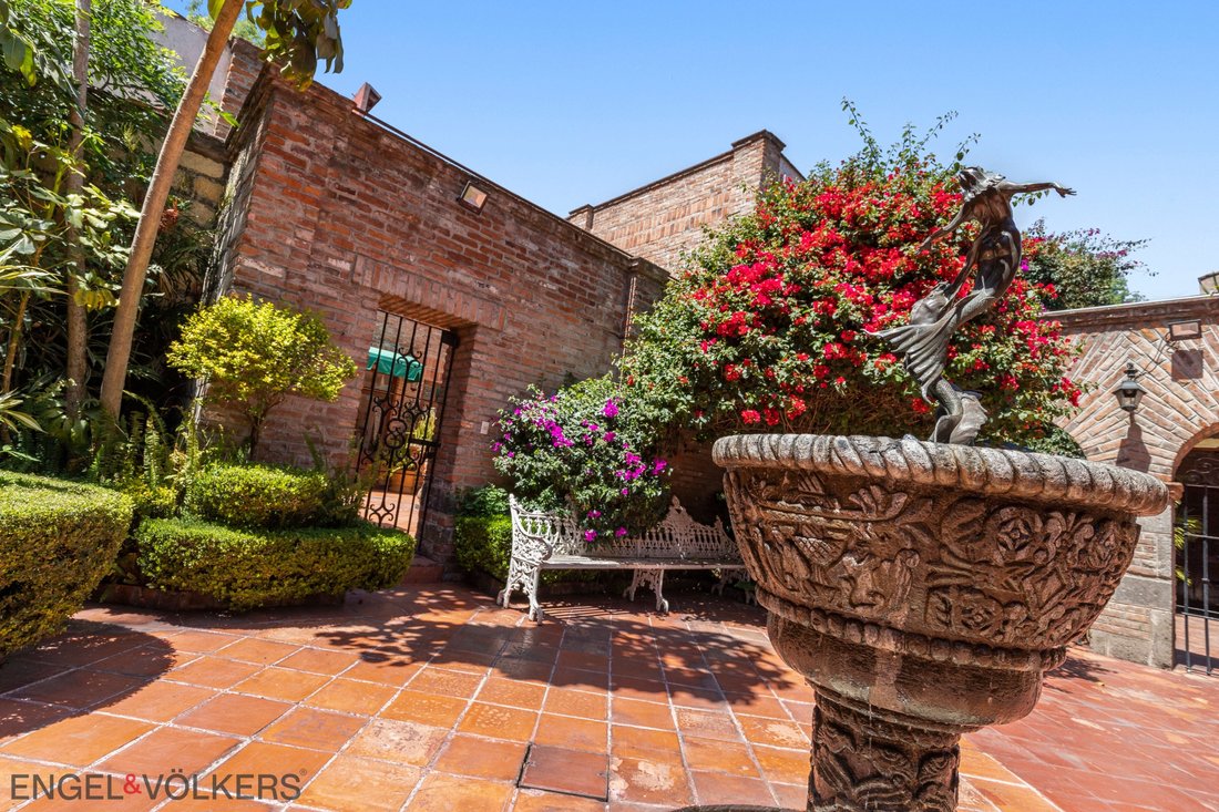 House in Santa Catarina Yecahuitzotl, Mexico City, Mexico 3 - 18030993