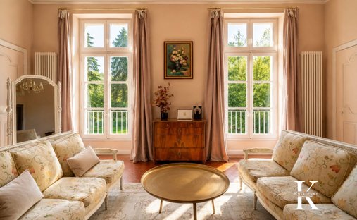 Chateau  en Pézenas, Occitania, Francia 1