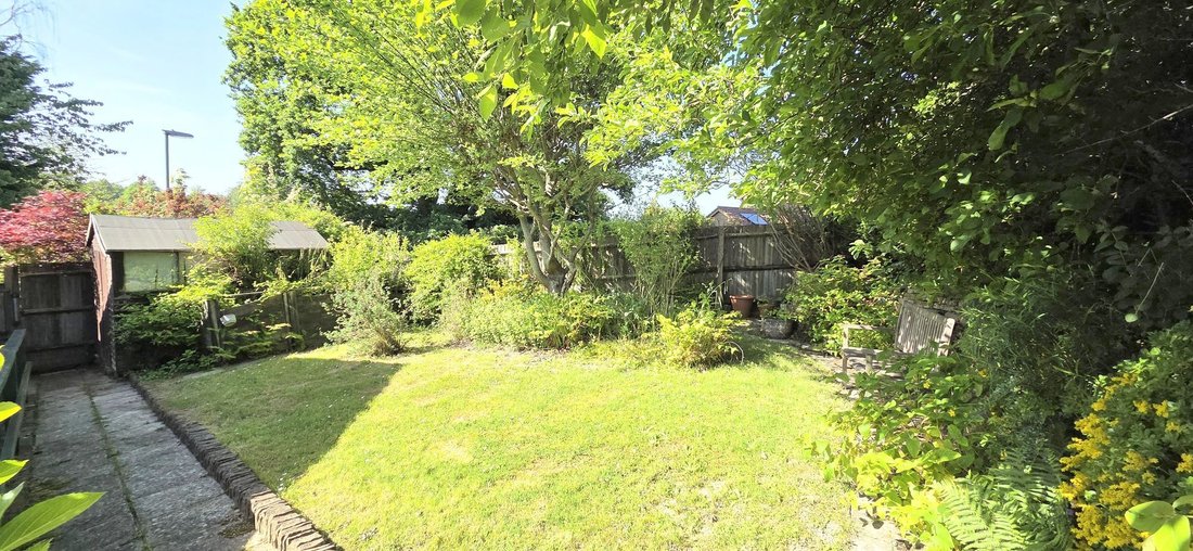 Bungalow in Lindfield, England 5 - 18030910