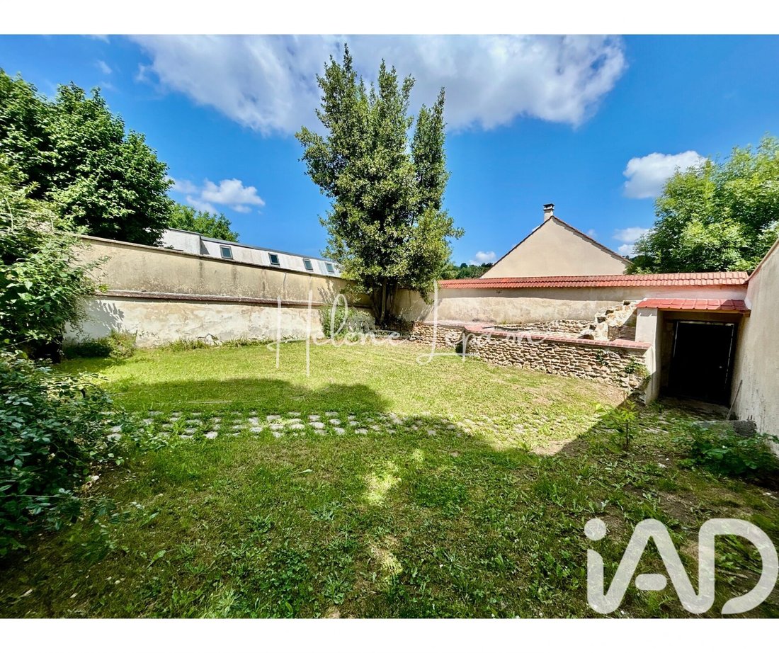 House in Herondeaux, Groslay, France 2 - 18035809