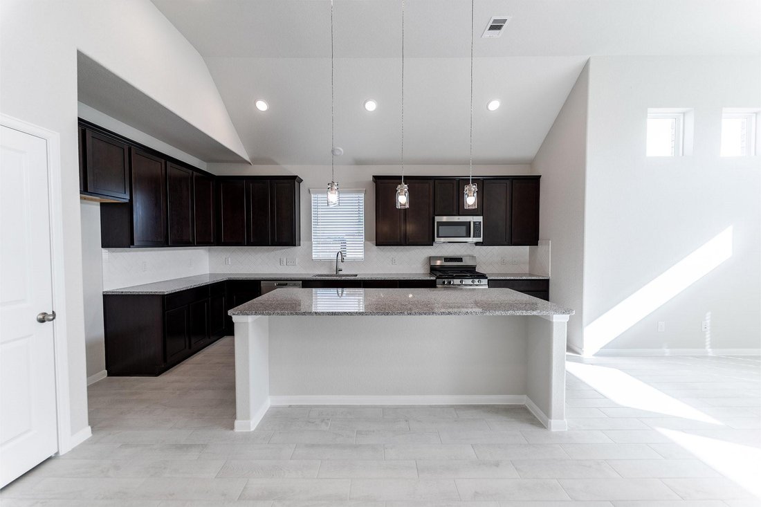 Condo in Iowa Colony, Texas, United States 4 - 18030666