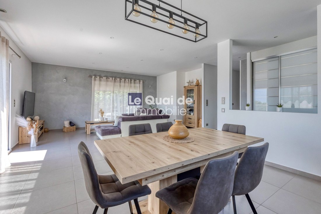 House in Les Iles, Moirans, France 4 - 18032641