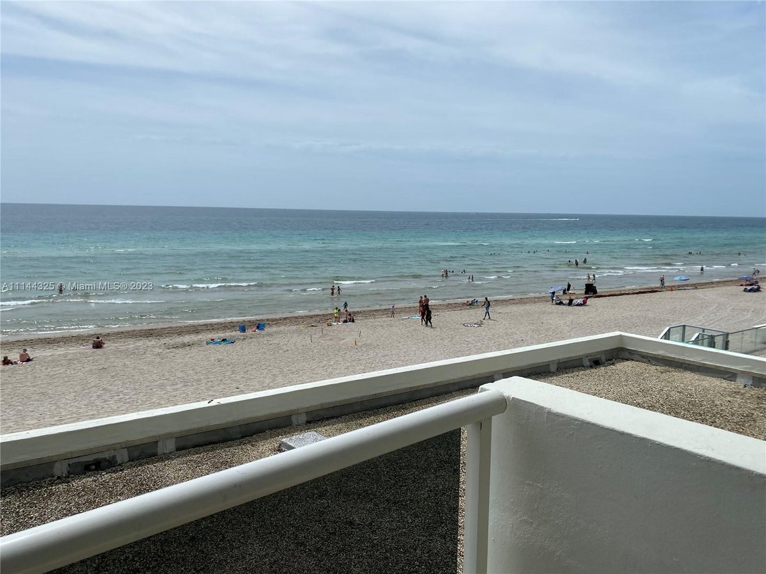 Condo in Hollywood, Florida, United States 2 - 17202306